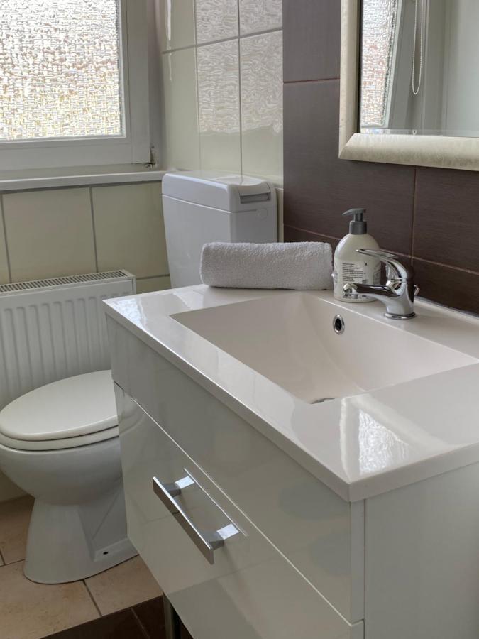 Ferienwohnung Schwetzingen Bagian luar foto
